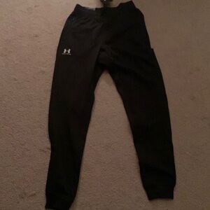 Under Armour jogger size SM NWT
